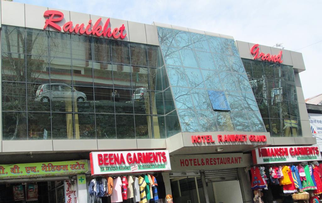 Ranikhet Grand Hotel Luaran gambar