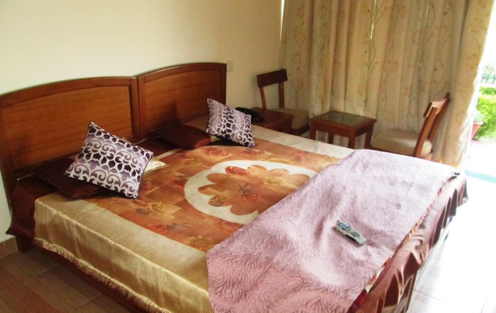 Ranikhet Grand Hotel Bilik gambar