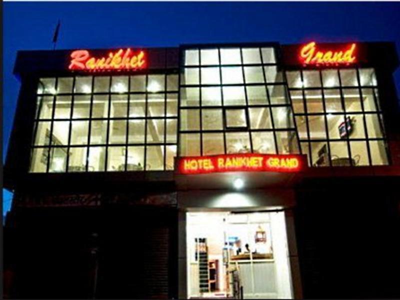 Ranikhet Grand Hotel Luaran gambar