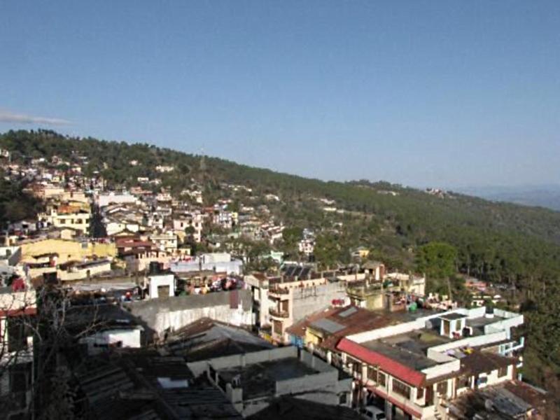 Ranikhet Grand Hotel Luaran gambar